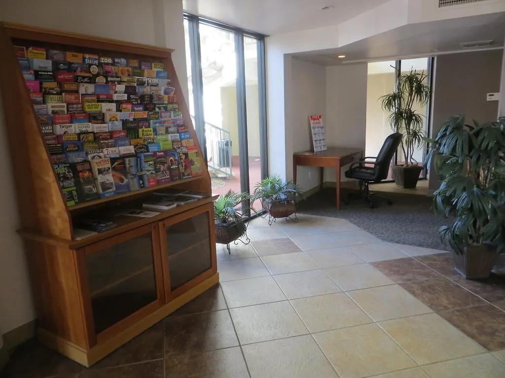 Travelodge Scottsdale Hotel